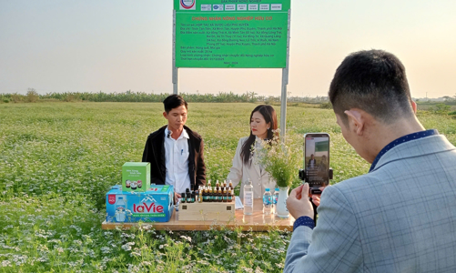 Đưa công nghệ livestream đến vùng sâu, vùng xa