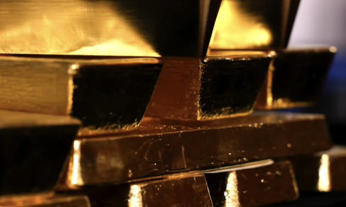 Giá vàng lao dốc mạnh sau khi thuế đối ứng của ông Trump bị chặn