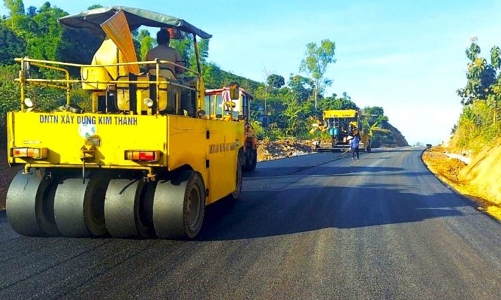 Cao tốc Châu Đốc – Cần Thơ – Sóc Trăng chậm tiến độ vì thiếu cát san lấp