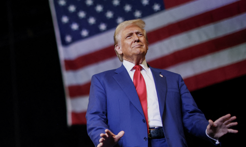 Tòa phúc thẩm cho hồi phục thuế đối ứng của ông Trump