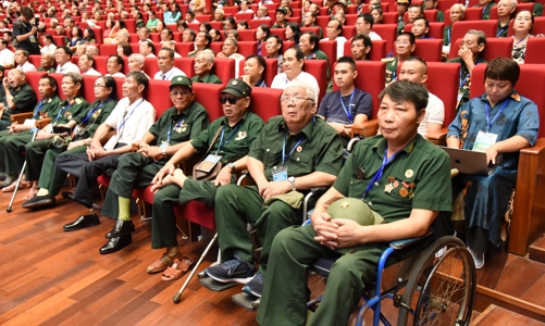 Trình Chủ tịch nước tặng quà cho hơn 1,5 triệu người có công dịp 27/7 