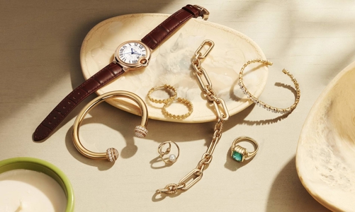 Trang sức cao cấp đang 