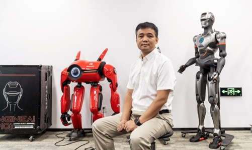 Nguồn nhân lực thiếu hụt, Trung Quốc thí điểm ứng dụng robot trên toàn quốc