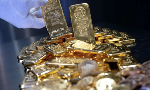 Giá vàng hướng mốc 3.400 USD/oz khi đồng USD giảm giá