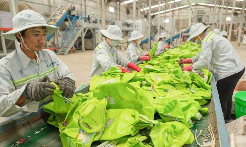 Gỡ rào cản chuyển đổi xanh doanh nghiệp