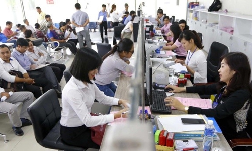 Công chức cấp xã cần tốt nghiệp đại học trở lên