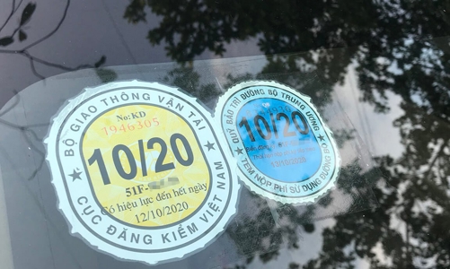 Đề xuất bỏ dán tem thu phí đường bộ trên ô tô