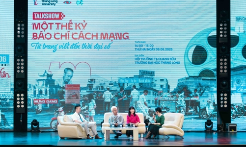  Tấm áo thời đại không che lấp giá trị cốt lõi của báo chí