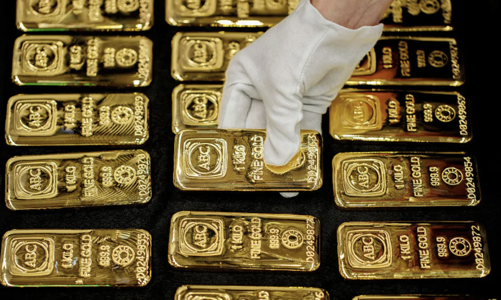 Giá vàng giằng co quanh mốc chủ chốt 3.400 USD/oz trong lúc chờ cuộc họp Fed