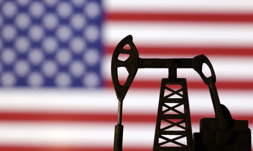 Khác với những gì ông Trump hứa, sản lượng dầu thô của Mỹ có nguy cơ giảm sút