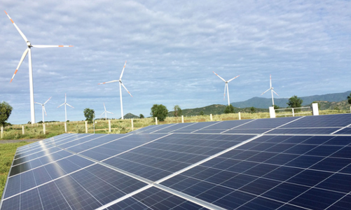 Gỡ nút thắt pháp lý, mở đường cho nhà đầu tư vào lĩnh vực năng lượng tái tạo