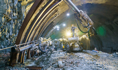 Phê duyệt đầu tư hoàn chỉnh hầm Đèo Bụt trên cao tốc Vũng Áng - Bùng