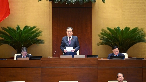 Chủ tịch Quốc hội đề nghị hoàn thiện quy định pháp luật, hướng dẫn, phổ biến, truyền thông rõ hơn về dạy thêm, học thêm