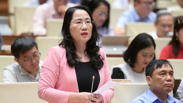 Không để lỡ “chuyến tàu tốc hành” mang đến cơ hội phát triển vì những “điểm nghẽn” của pháp luật