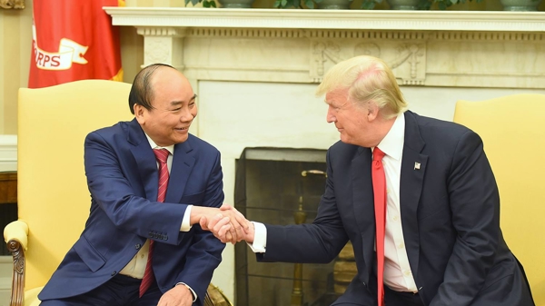 Thủ tướng Nguyễn Xuân Phúc hội đàm với Tổng thống Donald Trump