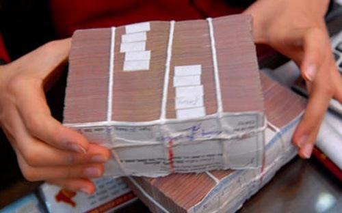 Góc nhìn: Nỗi sợ dùng ngân sách xử lý nợ xấu