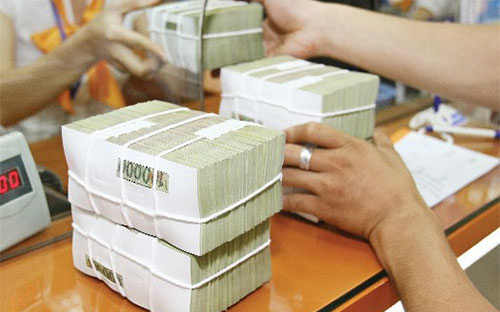 Khách hàng trả lượng lớn, nợ xấu quay đầu giảm