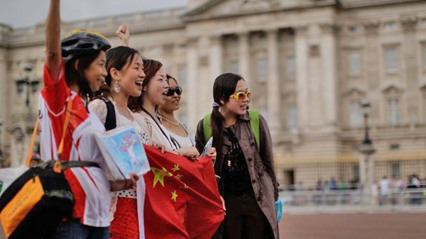 Khách Trung Quốc đứng số một thế giới về tiêu tiền