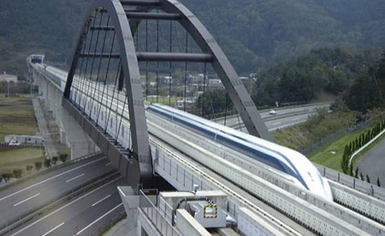 Đường sắt cao tốc: Việt Nam ngày nay và Nhật Bản 50 năm trước