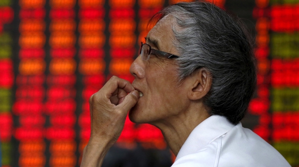 Hơn 1.000 cổ phiếu Trung Quốc giảm kịch sàn 10%