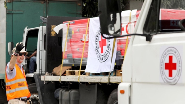 Tổng thống Maduro chấp nhận để hàng viện trợ vào Venezuela