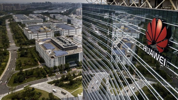 Mỹ tạm nới trừng phạt Huawei trong 3 tháng