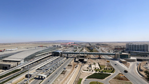 “Máy bay Boeing chở 180 người rơi ở Iran”