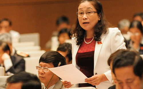 “Thành tích hưởng cá nhân, khuyết điểm dành tập thể”