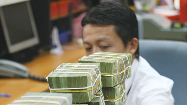 Triển vọng ngân hàng Việt đầu tiên lãi tỷ đô đang dần rõ