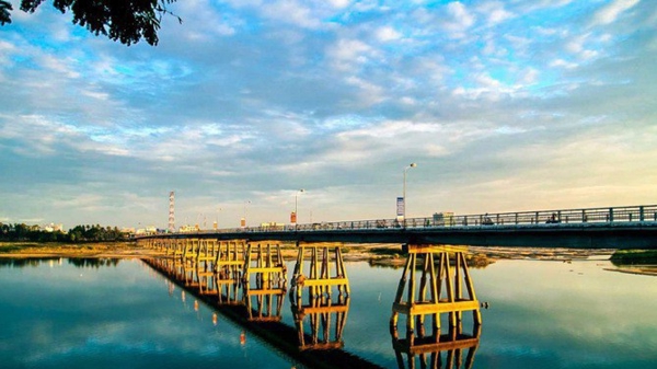 Xây dựng cực tăng trưởng cho miền Trung