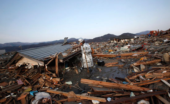 “Nước Nhật sẽ trở lại từ đống đổ nát”