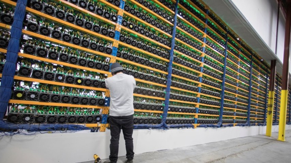 Quá tốn điện, thành phố Mỹ cấm hoạt động đào tiền ảo