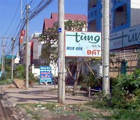 Môi giới bất động sản hết thời “tay ngang”