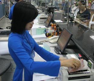 Ngân hàng chật vật “hành trình 3.000 tỷ”