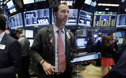 Chứng khoán Mỹ đồng loạt tăng điểm sau khi Trump thắng cử