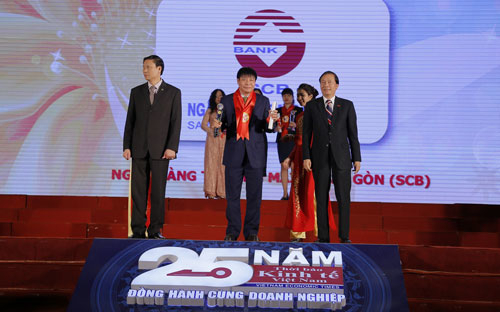 SCB nhận danh hiệu Thương hiệu Mạnh Việt Nam 2015