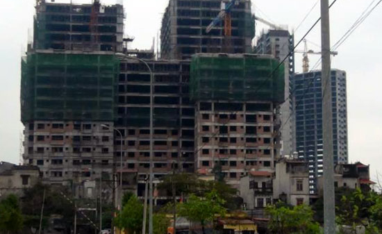 Doanh nghiệp bất động sản mở lối “tự cứu mình”