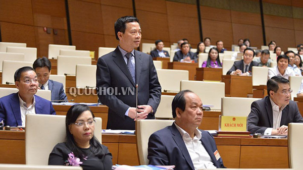 Tạm thời không xem xét việc cấp phép mới cơ quan báo chí