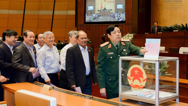 “Bộ trưởng trẻ phiếu cao ngất cũng không phải tốt”