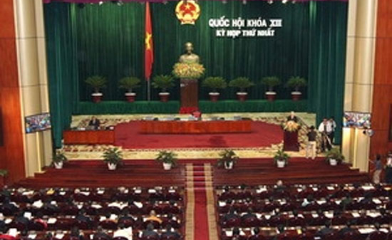 Quốc hội băn khoăn giữa hai mục tiêu ngược chiều