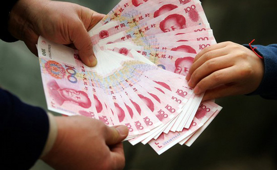 Trung Quốc nâng tỷ giá lần đầu trong 5 năm