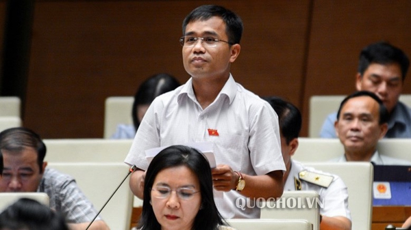 Xóa tư cách chức vụ khi đã về hưu chỉ là xoá cái danh