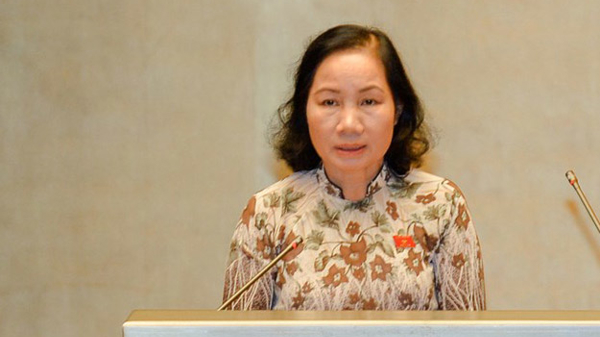 “Không nên tập trung khai thác dầu và tài nguyên để tăng GDP”