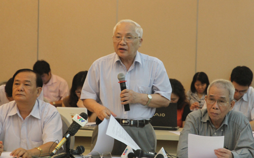 Sửa Luật Đất đai: Cần đổi mới từ… ban soạn thảo?