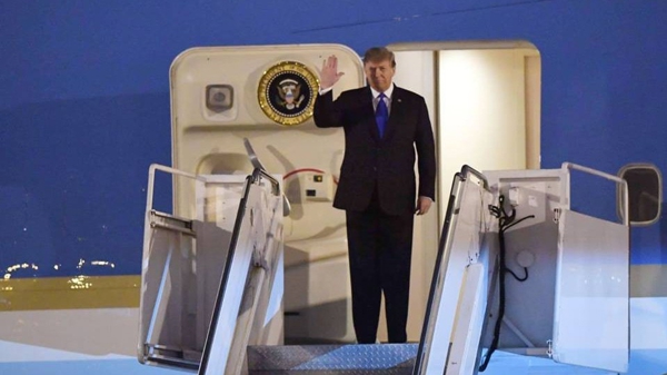 Tổng thống Mỹ Donald Trump đến Hà Nội