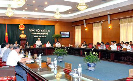 Thường vụ Quốc hội xem xét đề nghị miễn, giảm thuế