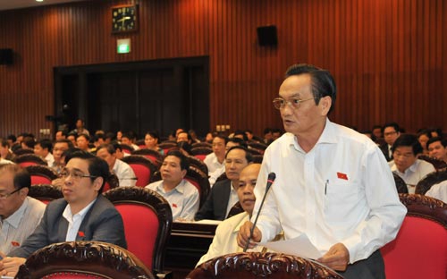 Nghị trường tiếp tục âu lo nợ xấu