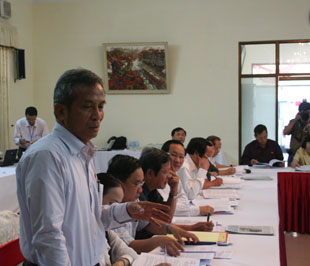 Đại biểu Quốc hội ưu tư chuyện chủ trương, thực hiện