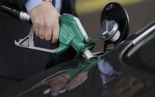 Giảm liền 4 phiên, giá dầu xuống thấp nhất 6 năm