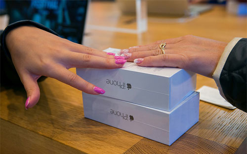 Giá iPhone tại Nga tăng gần 70% trong một tháng